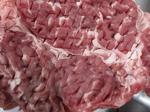 Beef tenderizing